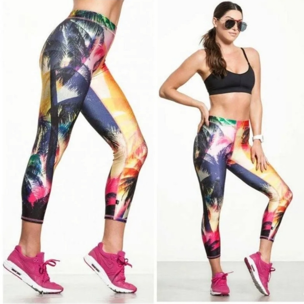 *NWOT Terez Capri Crop Neon Palms Tree Performance Legging.